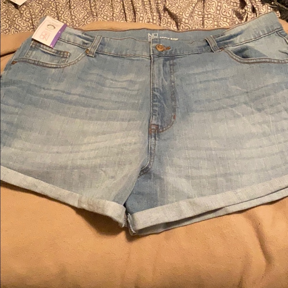 No Boundaries High Rise Denim Shorts